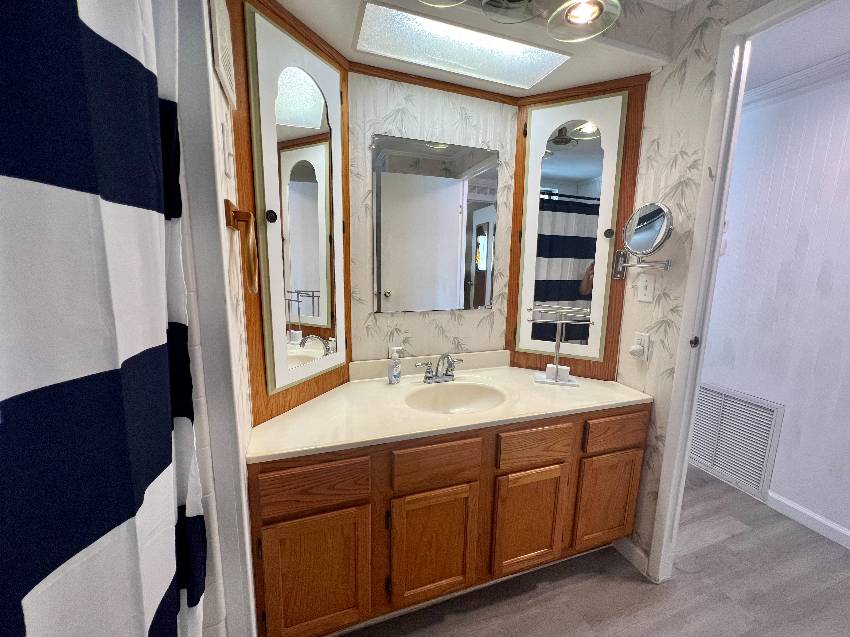 327 3rd St Dr W #13 a Palmetto, FL Mobile or Manufactured Home for Sale